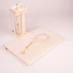 Seccade + Tesbih Hediye Seti (Desenli Dik Asetat Kutu, Krem)