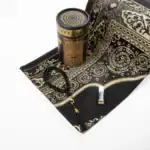 Seccade + Tesbih + Esans Hediye Seti (Kabe Desen, Siyah)