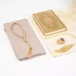 Kuran + Seccade + Eşarp + Tesbih + Zikirmatik + Ayraç Hediye Seti (Çanta Boy, Gold) - Görsel 2