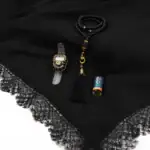 4’lü İğne Oyalı Şal Hediyelik Set (Tesbih + Zikirmatik + Esans) – Siyah - Görsel 2