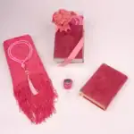 Kadife Kur'an Hediye Seti 4'lü - Eşarp, Tesbih, Zikirmatik(Soğuk Baskı, Büyük Cep Boy, F.Pembe) - Görsel 2