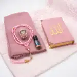Kadife Kur'an Hediye Seti 6'lı - Eşarp, Tesbih, Esans, Zikirmatik (Nakışlı - Pembe) - Görsel 2