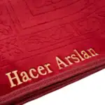 Kadınlara Özel İsimli Peluş Seccade (Bordo)